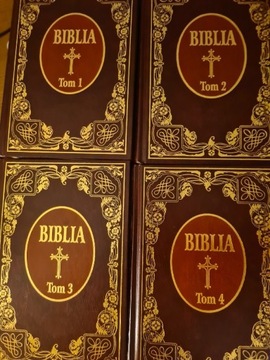 Cztery tomy Biblii