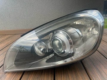 Reflektor Volvo Xenon lewo oryg. Stan bdb. Volvo S60 II