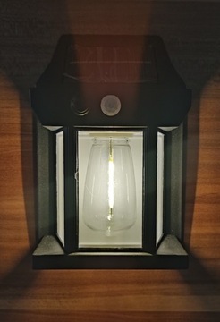 Lampa solarna LED , ogrodowa , kinkiet