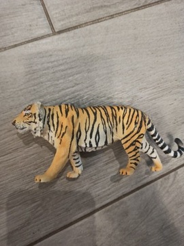 Tygrys figurka