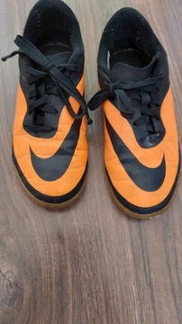 Buty Nike rozm. 33 Długość wkładki 20 cm