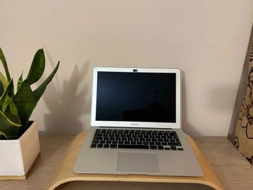 Laptop Komputer Apple Macbook AIR A1369 + tablet HUAWEII 8"