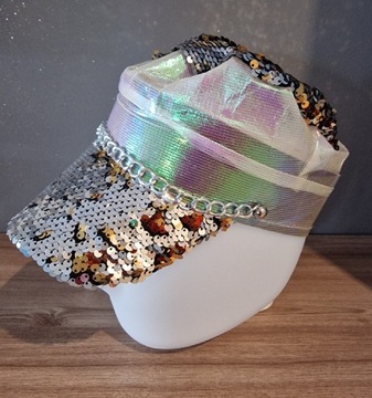 Nowa srebrna czapka kapelusz cekiny sylwester bal