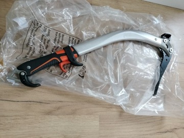 Czekan Petzl.   