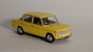 Lada 1500  skala 1:43   ( 143)