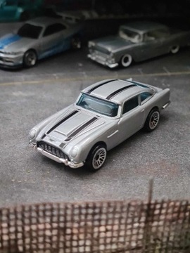 Nowy hot wheels Aston Martin DBS Forza Horizon