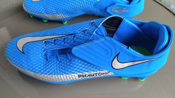 Buty piłkarskie korki Nike