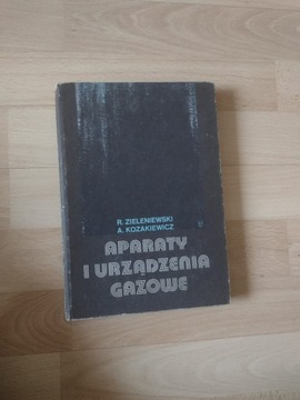 Aparaty i Urządzenia Gazowe, 1981