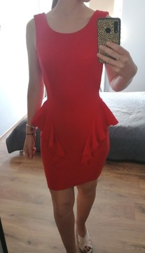Czerwona sukienka Lipsy 