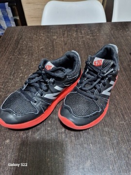 Buty chłopięce New Balance 32