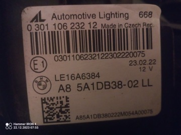 REFLEKTOR PRAWY BMW LED