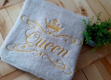 Ręcznik na prezent z Haftem Queen, wybór druku