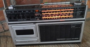 Radiomagnetofon Telefunken Bajazzo CR2000