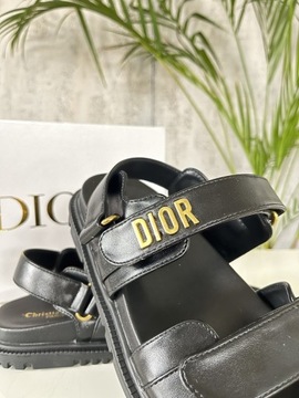 Sandały marki Dior