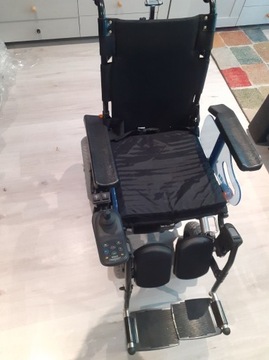 Wózek inwalidzki elektryczny Merits P200