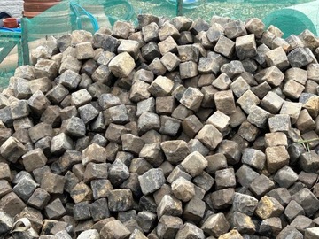 Kostka granitowa - różne rodzaje, 20-25 ton