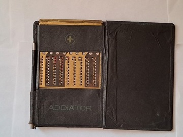 Zabytkowy kalkulator ADDIATOR (16)