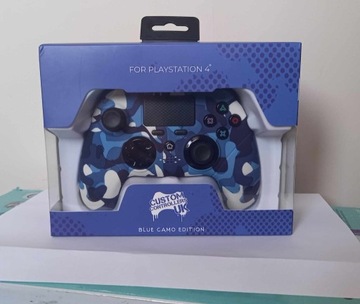 Przewodowy Pad PS4 Blue Camo Edition