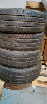 Opony letnie Michelin Agilis 3 215/65R16C