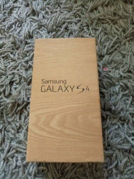 PUDEŁKO GALAXY  S4 PLUS EO-HS3303  NA SŁUCHAWKI 