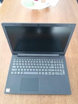 Laptop LENOVO 130-15AST