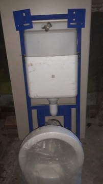 kompakt toaletowy ze stelażem 