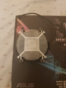 chłodzenie CPU AMD RYZEN AM4 WRAITH STEALTH