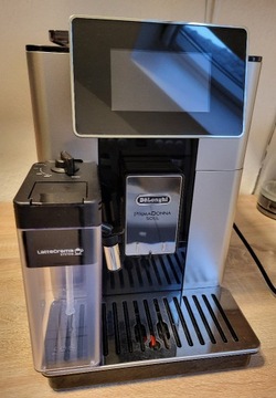 Ekspres DELONGHI PrimaDonna Soul ECAM 610.55.SB