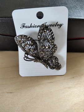 Broszka - grafitowy motyl