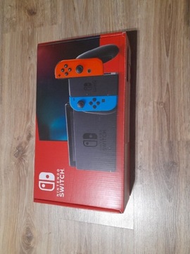 Konsola nintendo switch + 2 dodatkowe kontrolery 