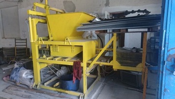 Agregat, wibroprasa do produkcji wyrobów z betonu