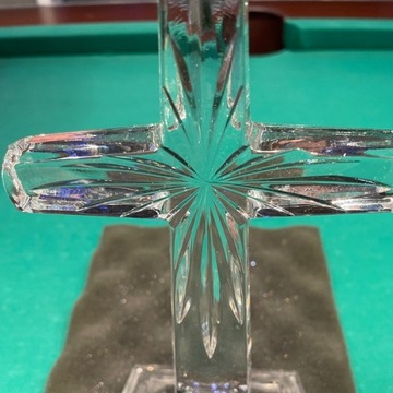 Krzyż szkło kryształowe 24% ręcznie cięte 22/12 cm