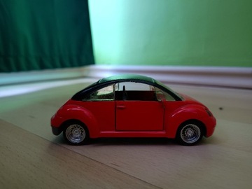 VW New Beetle skala 1:33