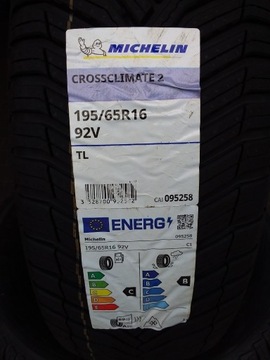 Opony Michelin CrossClimate 2 195/65 R16 92 V