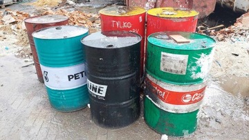 TANIO BECZKI po oleju 200 litrów używane
