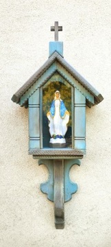 Kapliczka z figurą Maryji ( vintage)