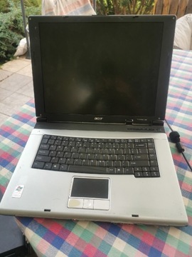 Laptop ACER TravelMate 2300