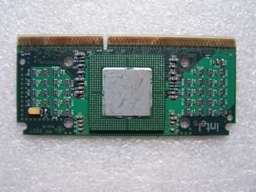 Bardzo stary procesor INTEL Celeron SLOT 1