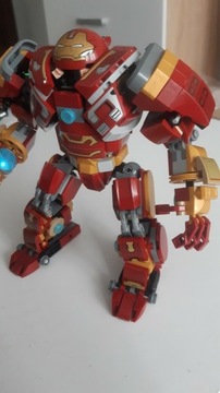 Robot Lego Iron Man 