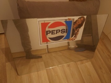 Szyba od lustra z retro naklejką Pepsi
