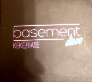 KĘKĘ/HASE BASEMENT DISCO 