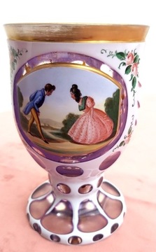 Stara szklanica kryształowa z malowaną scenką