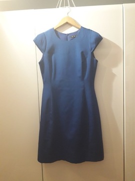 Sukienka Aggi kobaltowa z kieszeniami rozm 38
