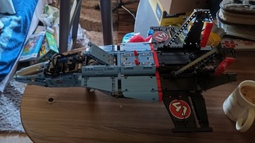 Lego myśliwiec 42066