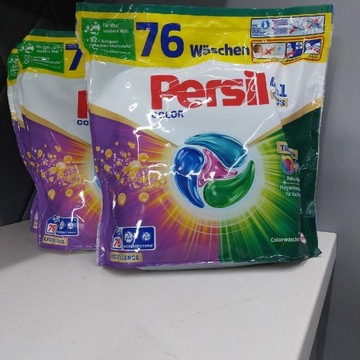 Kapsułki do prania Persil color 4in1 76 prań 