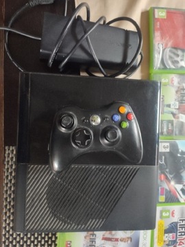 Xbox 360 + pad + gry