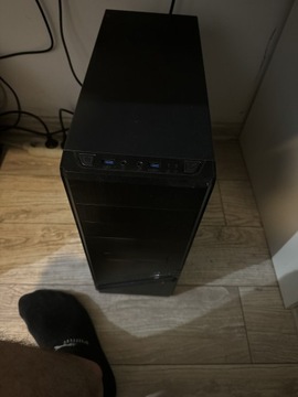 Komputer stacjonarny 16GB RAM, GTX 1050 TI, AMD Ryzen 7