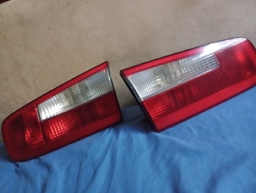 Lampa tył prawa lewa klapy renault laguna 2 hatchback 