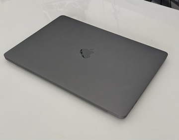 MacBook Pro 13 cali 32 GB 1 Terabite SSD