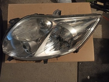 Lampa lewa przód TOYOTA Auris I 06-09 UK